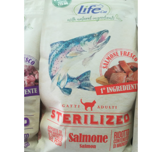 Life cat sterilised salmone gr 400